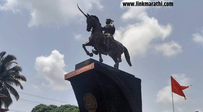 रातोरात बसवलेला शिवरायांचा 16 फुटी पुतळा बनला गोव्यातील खेडेगावात लक्षवेधी | A 16-foot statue of Shivaji installed overnight has become an eye-catcher in a village in Goa | रातोरात बसवलेला शिवरायांचा 16 फुटी पुतळा