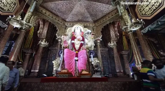 Ganeshotsav 2023:लालबागच्या राजाला सोन्याचे दागिने आणि चलनी नोटा|Gold ornaments and currency notes to the Raja of Lalbagh Ganeshotsav 2023