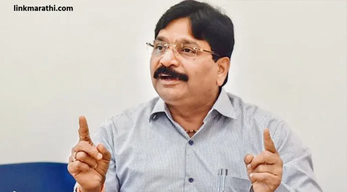 Thakre Group:रवींद्र वायकर आणि त्यांच्या पत्नीला कायदेशीर आरोपांचा सामना करावा लागल्याने उद्धव ठाकरेंच्या गटाला आणखी एक मोठा धक्का; काय आहेत आरोप?|Another Major Setback for Uddhav Thakre’s Group as Ravindra Vaykar and His Wife Face Legal Charges; What Are the Allegations? Thakre Group