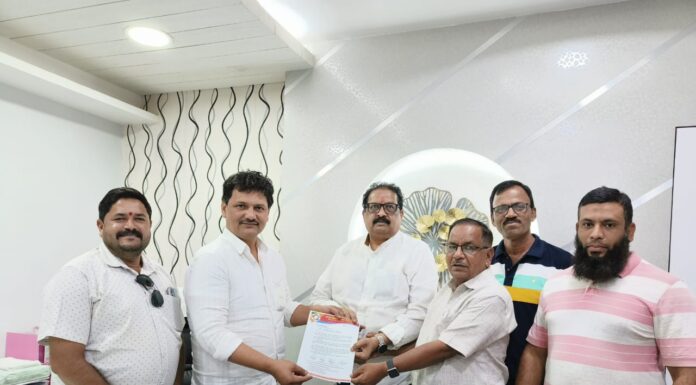 दिलेल्या मुदतीत संबधित ठेकेदार आणि अधिकारी यांच्यावर कारवाई न झाल्यास नाईलाजाने आम्हाला …