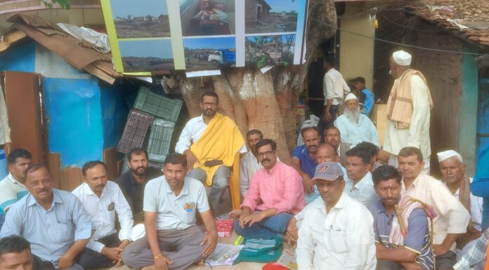 चंदनकूड सह हलकर्णी परिसरातील खडिक्रशरच्या विरोधातील शेतकऱ्यांच्या आंदोलनाला मुक्ती संघर्ष समितीचा पाठिंबा