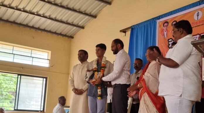 शिवसेना ( उबाठा ) तर्फे शेतकरी व दुग्धव्यवसाय मार्गदर्शन मेळावा संपन्न