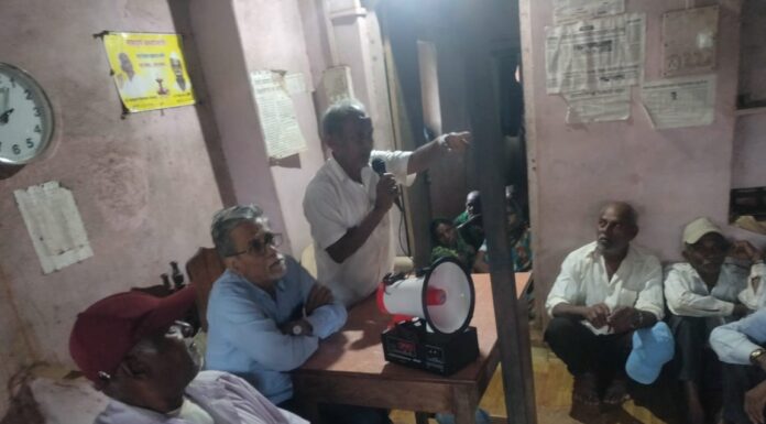 गिरणी कामगारांनी दलालांपासून सावध रहावे.–कॉ. शांताराम पाटील