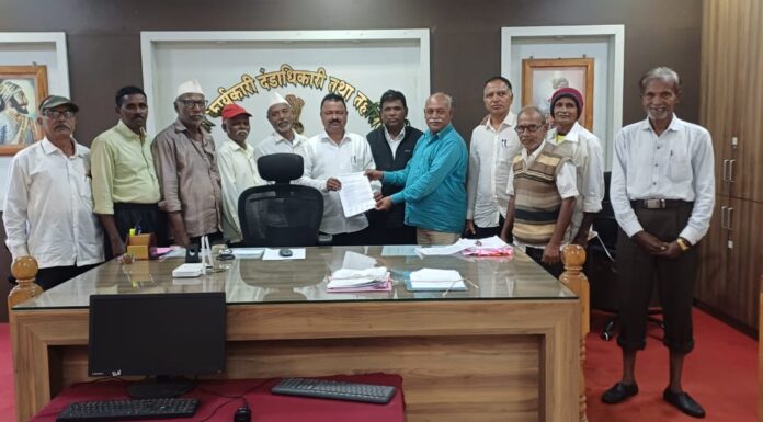 महाराष्ट्रातील सर्व शाळामधील पहिलीपासून हिंदी सक्तीचे धोरण मागे घ्या – आजरा तालुका पुरोगामी व प्रागतिक पक्ष संघटनेचे तहसीलदार यांना निवेदन