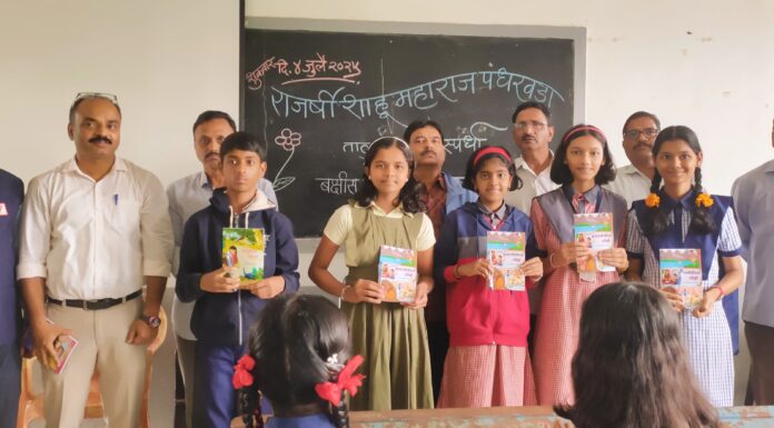 चित्रकला व वक्तृत्व स्पर्धेत व्यंकटरावच्या अथर्व व सिमरन या विद्यार्थ्यांची जिल्हास्तर स्पर्धेसाठी निवड