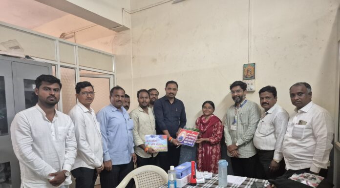 अखेर डॉक्टर हजर झाले…शिवसेना (उ बा ठा )पक्षाच्या पाठपुराव्याला यश