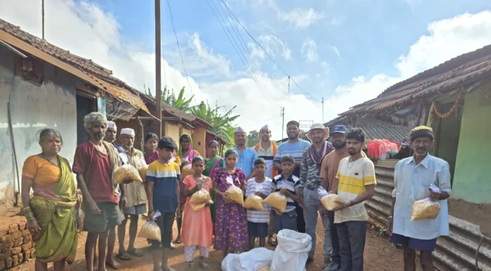 दिपावलीच्या शुभप्रसंगी धनगर समाजात फराळ वाटप कार्यक्रम संपन्न