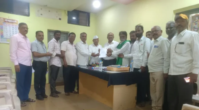 आजरा साखर ची वाहने स्वाभिमानी ने रोखली.. कारखान्याची सकारात्मक भूमिका