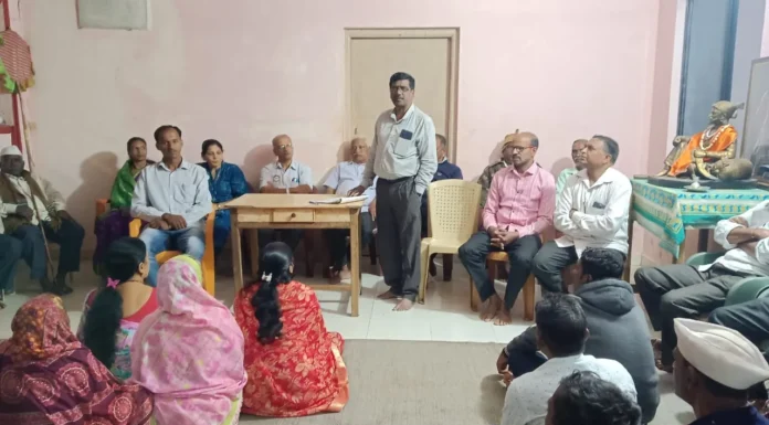 बुरुडे येथे निरोप व सत्कार समारंभ उत्साहात