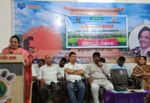 धनसाळ उत्पादकांना सर्वतोपरी मदत : शिल्पा खोतआजरा येथील धनसाळ उत्पादक शेतकऱ्यांच्या मेळाव्यात जिल्हा परिषद अध्यक्षा यांचे आश्वासन